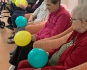 W i palloncini alla Residenza Quisisana di Modigliana: Benefici per gli Anziani in un'Eccellente Cura Motoria
